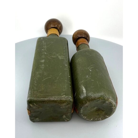 (2) VTG Fausto Corduri Italian Leather Wrapped Decanters with Wood Stopper - Picture 8 of 14